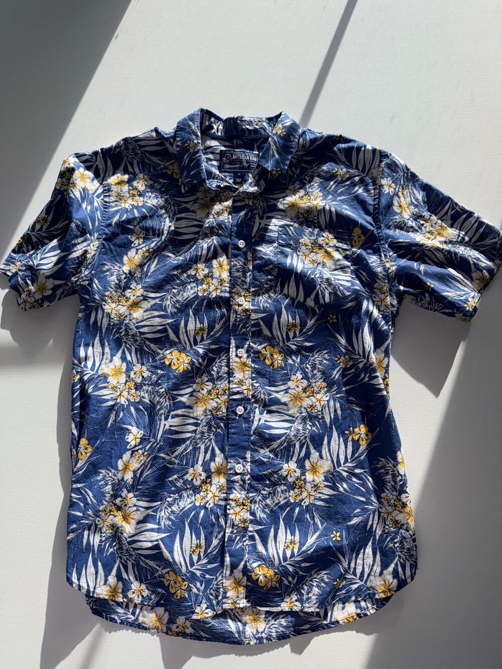 American Rag CIE Hawaiian Shirt Men's M Blue Floral Tropical 100% Cotton